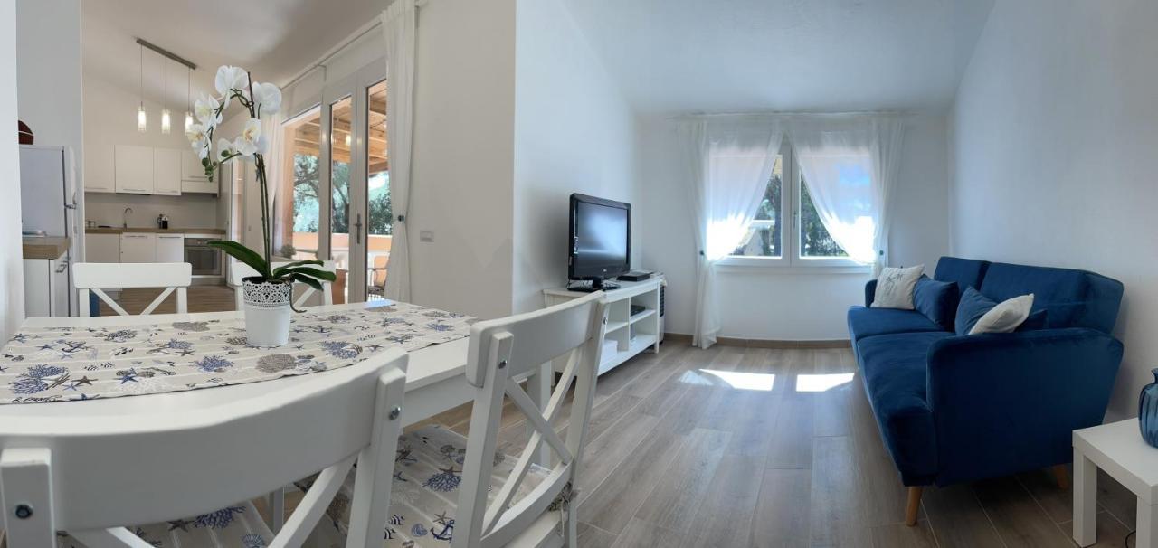 Beach House Calaverde Village Santa Margherita di Pula Exterior photo